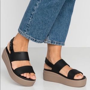 Crocs Brooklyn Low Wedges